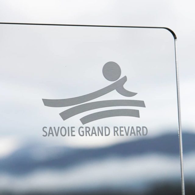 #savoie #chambery #savoiegrandrevard #lafeclaz #lerevard #alpes #alps #ski #snow #winter #lasercut #laserengraving  @chambery_inspiration @savoie_grand_revard